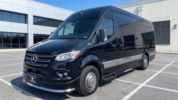 10 passenger sprinter van berkeley