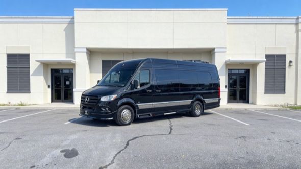 15 passenger sprinter van berkeley