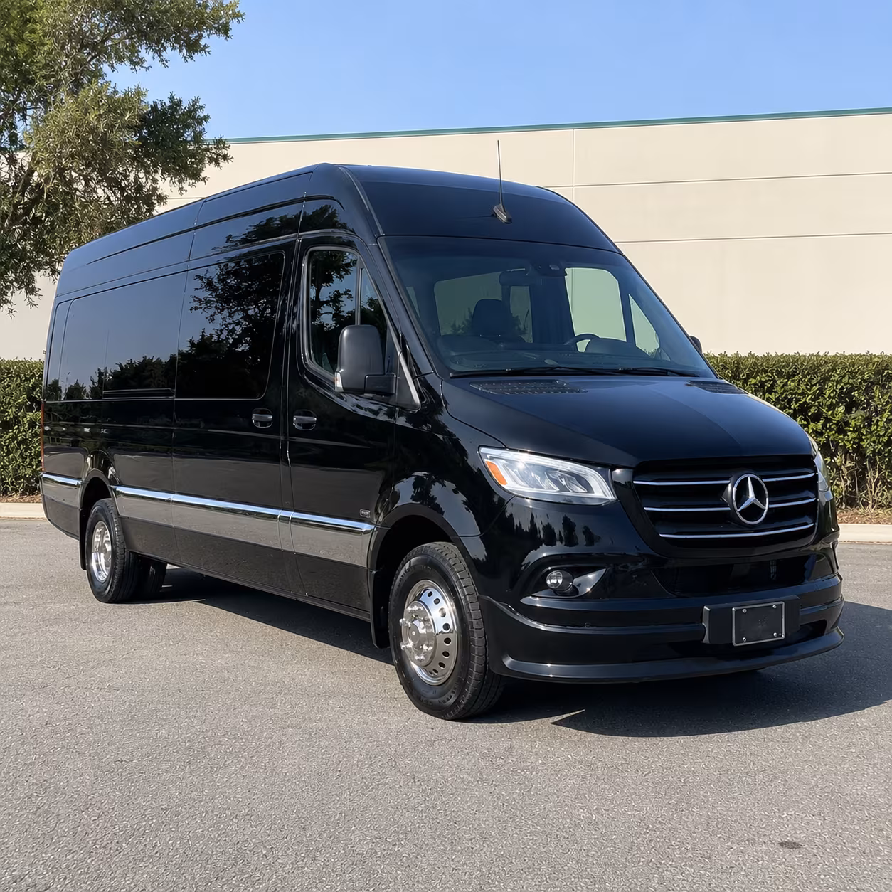 find the perfect transportation for your next airport transfer 5