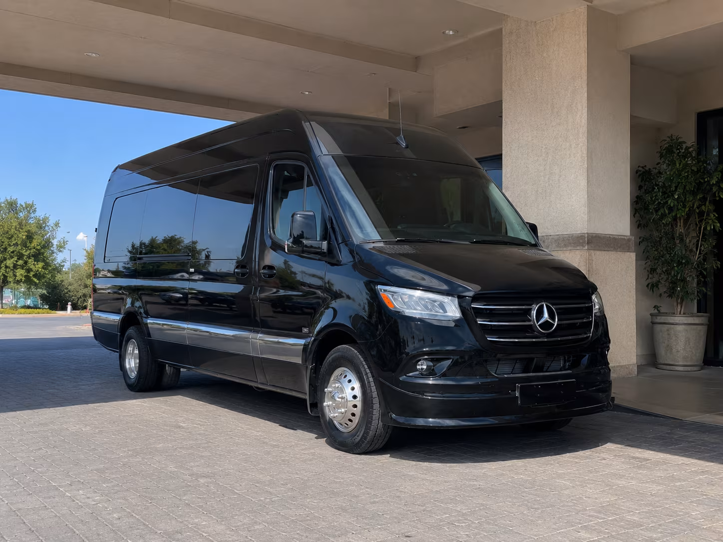 find the perfect transportation for your next private event 2